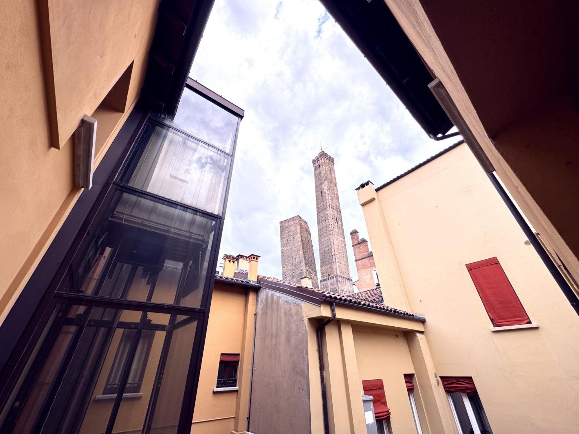 Realkasa Towers View Apartment Bologna Exterior photo